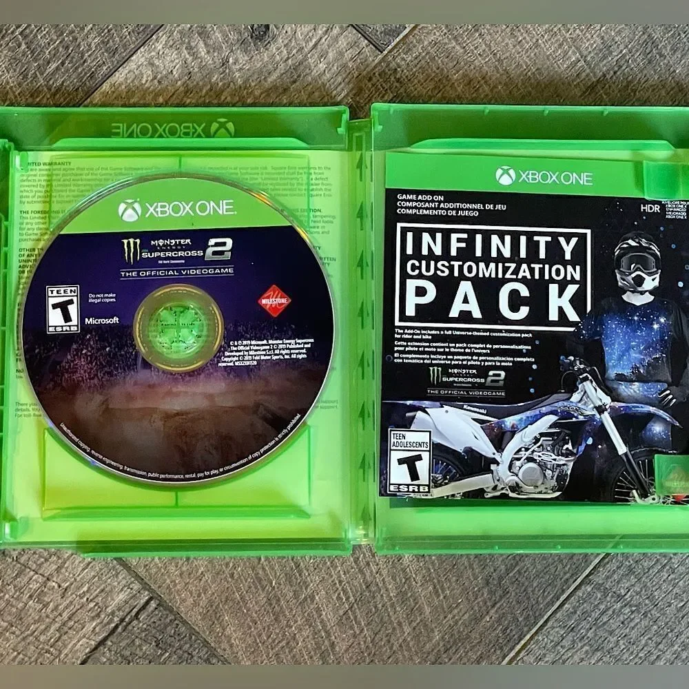 Monster Energy Supercross 2 Game Disc w/ Case. Compatible with XBox One & S/X.